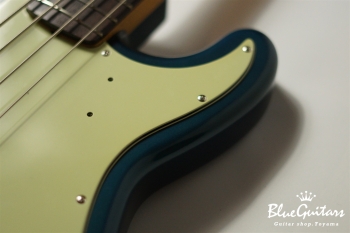 g7-PB/R Half Vintage - Vintage Lake Placid Blue Matching Head