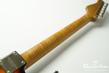 XSC-1 - 3Tone Sunburst Light Aged / Alder / Rosewood / Roasted Flame Maple Master Grade # 237