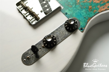 Model T. #149 White Blonde with Art Texture