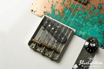 Model T. #149 White Blonde with Art Texture