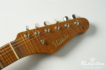 Model S. #150 Light Aged - White Blonde with Orii Blue