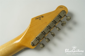 IRIS #151 - Mercedes Blue Metallic over Gold / Xotique SHOP ORDER