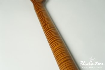 Model T. #160 Light Aged - White Blonde with Blue