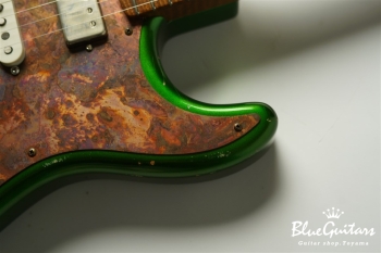 Model S. #163 Medium Aged - Metallic Green with Copper Red