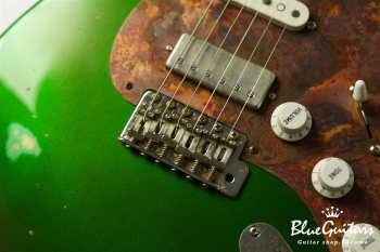 Model S. #163 Medium Aged - Metallic Green with Copper Red