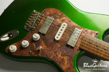 Model S. #163 Medium Aged - Metallic Green with Copper Red