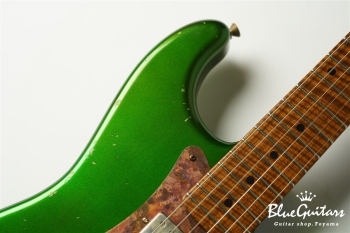 Model S. #163 Medium Aged - Metallic Green with Copper Red