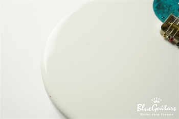 IRIS #157 - Olympic White / Brush Eight SHOP ORDER