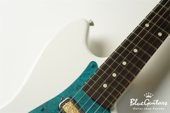 IRIS #157 - Olympic White / Brush Eight SHOP ORDER