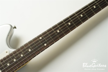 IRIS #152 - Inca Silver over Cherry Sunburst / Xotique SHOP ORDER