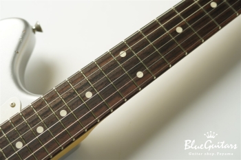 IRIS #152 - Inca Silver over Cherry Sunburst / Xotique SHOP ORDER