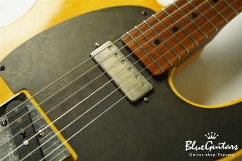 Model T. #162 Medium Aged - Butterscotch Blonde with Black