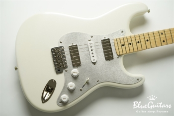 Model S. Glassy #118 - Pearl White