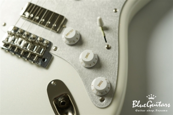 Model S. Glassy #118 - Pearl White