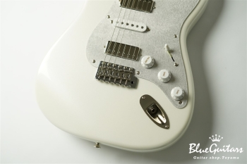 Model S. Glassy #118 - Pearl White