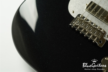Model S. Glassy #119 - Piano Black