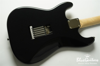 Model S. Glassy #119 - Piano Black