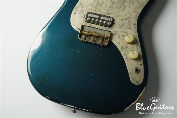 IRIS #121 - Mercedes Blue Metallic over Olympic White