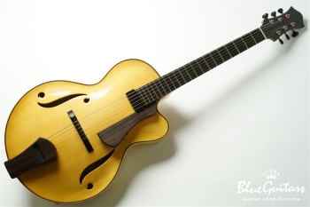 Wagtail 15″ Spruce Top / Figured Maple Side&Back