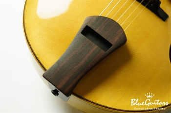 Wagtail 15″ Spruce Top / Figured Maple Side&Back