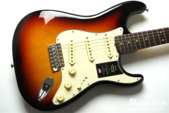 American Vintage II 1961 Stratocaster - 3-Color Sunburst