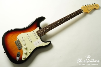 Made in Japan Hybrid II Stratocaster - 3-Color Sunburst