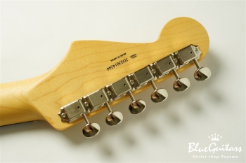 Made in Japan Hybrid II Stratocaster - 3-Color Sunburst