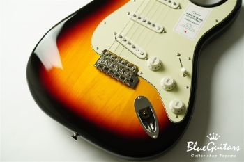 Made in Japan Traditional 60s Stratocaster - 3 Color Sunburst