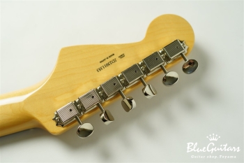 Made in Japan Traditional 60s Stratocaster - 3 Color Sunburst