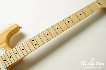 Made in Japan Traditional 70s Stratocaster - Natural