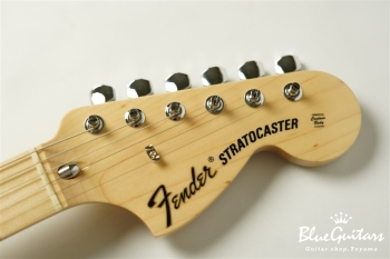 Made in Japan Traditional 70s Stratocaster - Natural