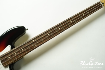Made in Japan Hybrid II Jazz Bass - 3-Color Sunburst