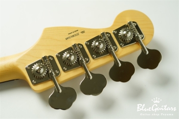 Made in Japan Hybrid II Jazz Bass - 3-Color Sunburst