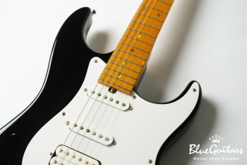 Bottom’s up - Black w/Active Mid Booster