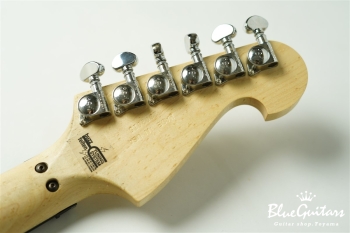 4N -Nuno Bettencourt Signature-