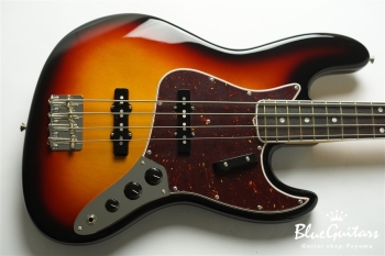 American Vintage II 1966 Jazz Bass - 3Color Sunburst