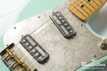 IRIS #153 - Surf Green over Shell Pink / Xotique SHOP ORDER