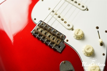 ST62-58US - Candy Apple Red