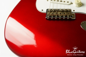 ST62-58US - Candy Apple Red