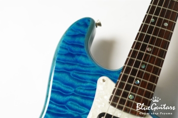 Michiya Haruhata Stratocaster - Caribbean Blue Transparent
