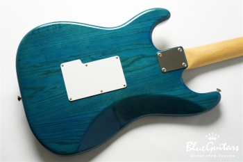 Michiya Haruhata Stratocaster - Caribbean Blue Transparent