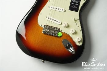 Vintera II ’60s Stratocaster - 3 Color Sunburst