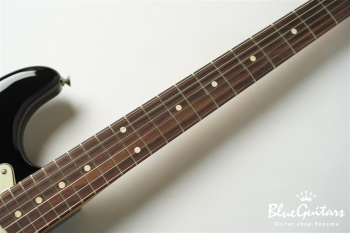 Vintera II ’60s Stratocaster - 3 Color Sunburst