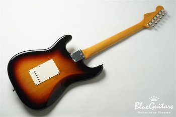 Vintera II ’60s Stratocaster - 3 Color Sunburst