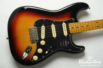 Vintera II ’70s Stratocaster - 3 Color Sunburst