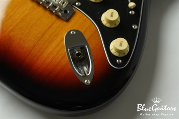 Vintera II ’70s Stratocaster - 3 Color Sunburst