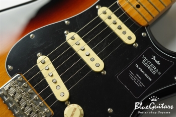 Vintera II ’70s Stratocaster - 3 Color Sunburst