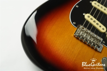 Vintera II ’70s Stratocaster - 3 Color Sunburst