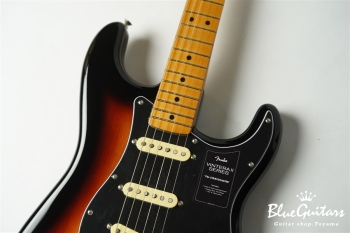 Vintera II ’70s Stratocaster - 3 Color Sunburst