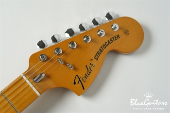 Vintera II ’70s Stratocaster - 3 Color Sunburst